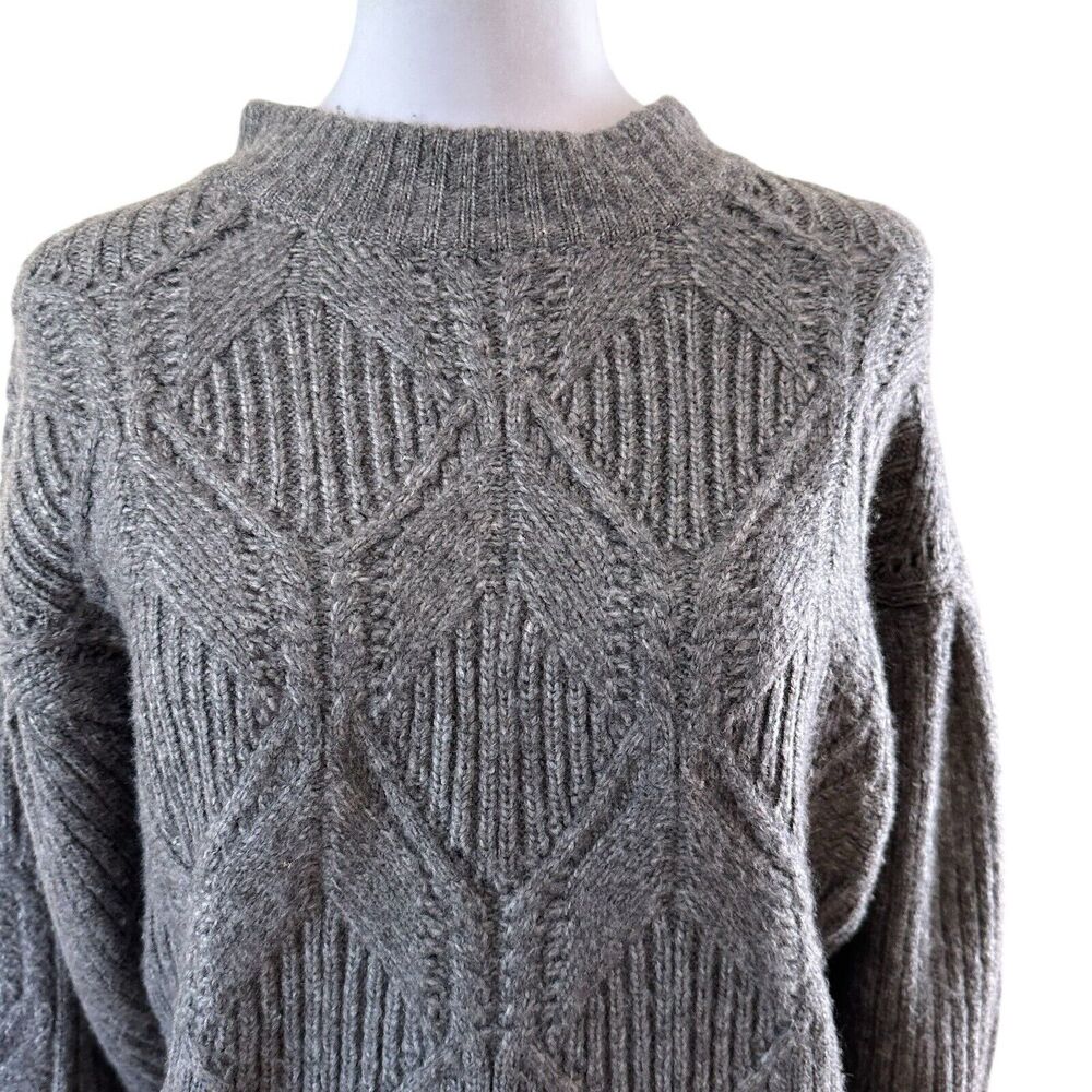 ASTR The Label Women’s Grey Wool Blend Bat Sleeves Sweater Size M - Picture 2 of 7